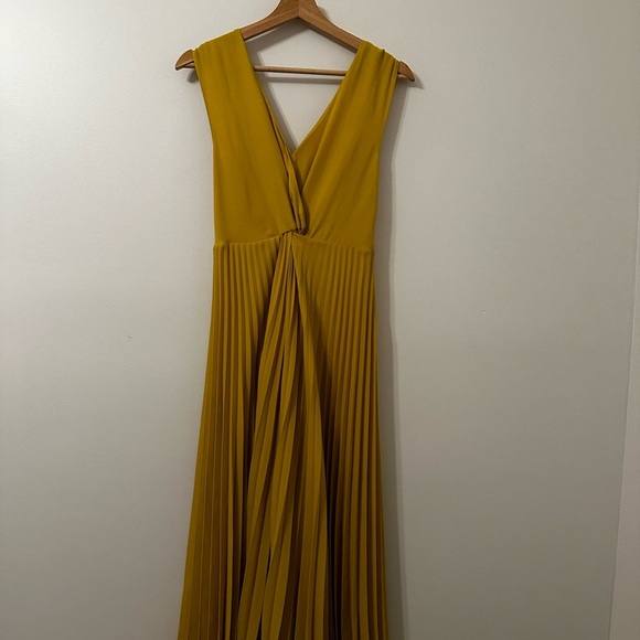 Vince Pleated Front Twist Midi Dress - Limonata NWT - Picture 7 of 13